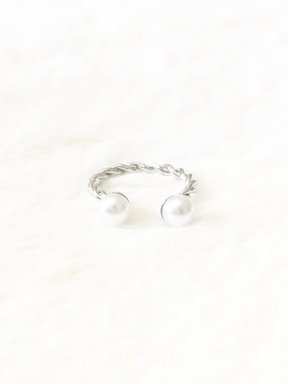 5/$15 🩷 MUST BUNDLE Silver Twisted Band Open Ring with White Pearl Ends